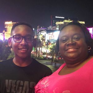 Meet your Posher, Candace